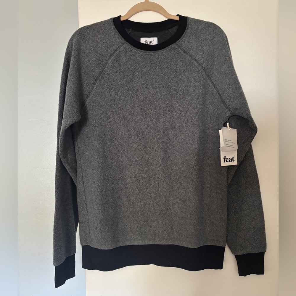 NWT Feat BlanketBlend Gray Sweatshirt, Size S